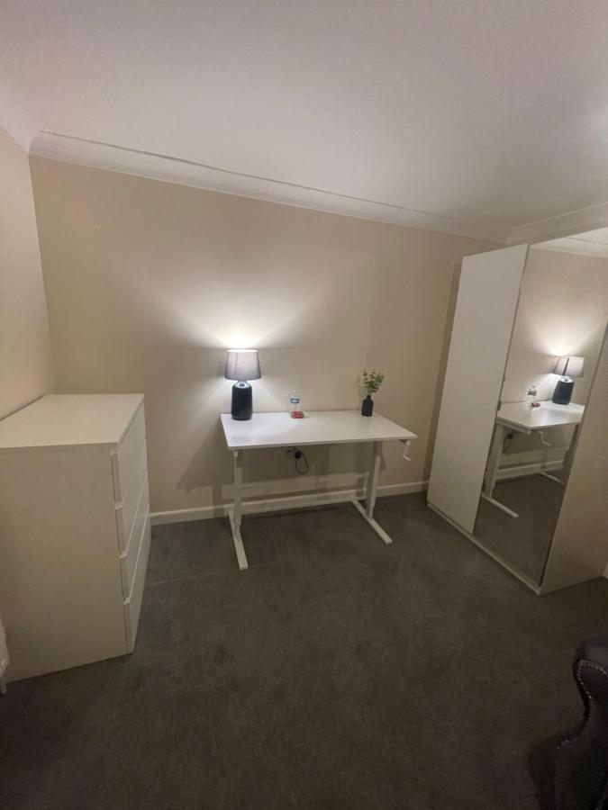 Relaxing Double Rooms In A Beautiful House Ipswich Bagian luar foto