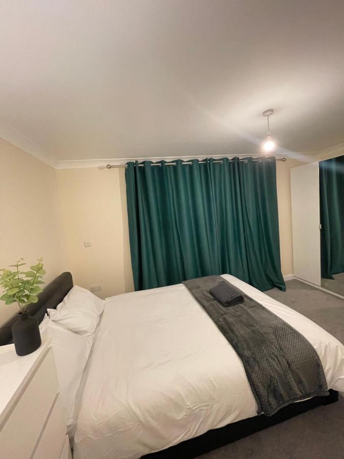 Relaxing Double Rooms In A Beautiful House Ipswich Bagian luar foto
